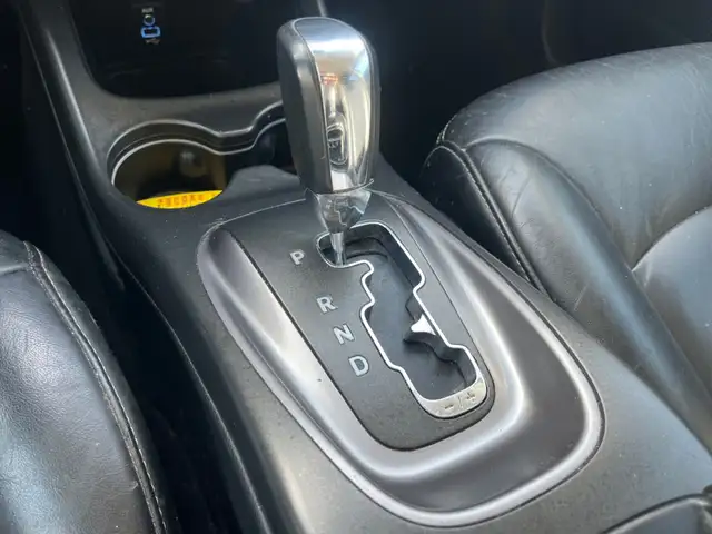 2017 Dodge Journey CROSSROAD | AWD | CLEAN CARFAX | V6 | LEATHER - Photo 20