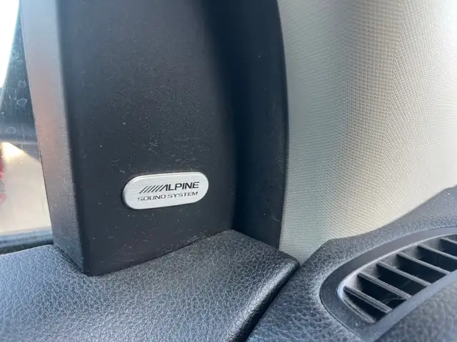 2017 Dodge Journey CROSSROAD | AWD | CLEAN CARFAX | V6 | LEATHER - Photo 21