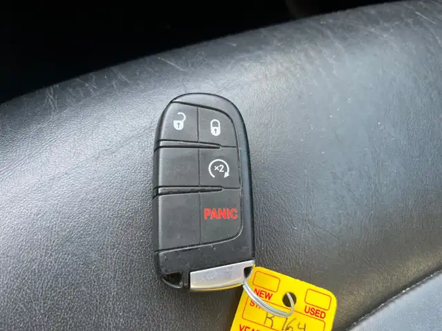 2017 Dodge Journey CROSSROAD | AWD | CLEAN CARFAX | V6 | LEATHER - Photo 25