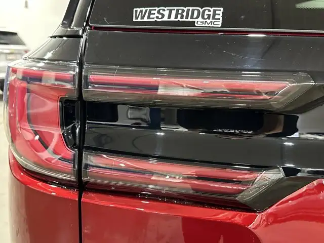 2026 GMC Acadia AT4 - Photo 4