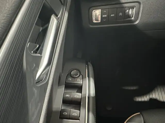 2026 GMC Acadia AT4 - Photo 21