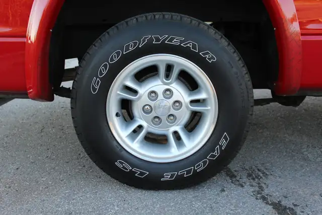 1998 Dodge Dakota Sport 2dr Standard Cab SB - Photo 12