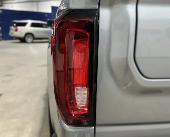2026 GMC Sierra 1500 Denali Ultimate - Photo 4