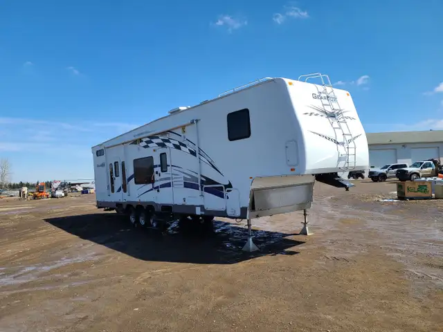 2008 Fleetwood 38Ft T/A Gearbox 385FS - Photo 2