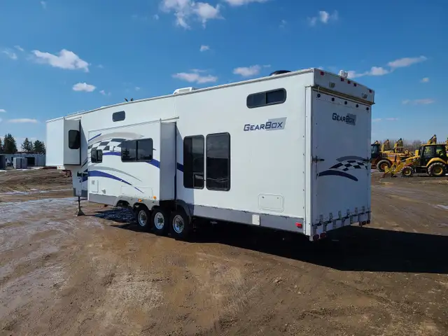 2008 Fleetwood 38Ft T/A Gearbox 385FS - Photo 4