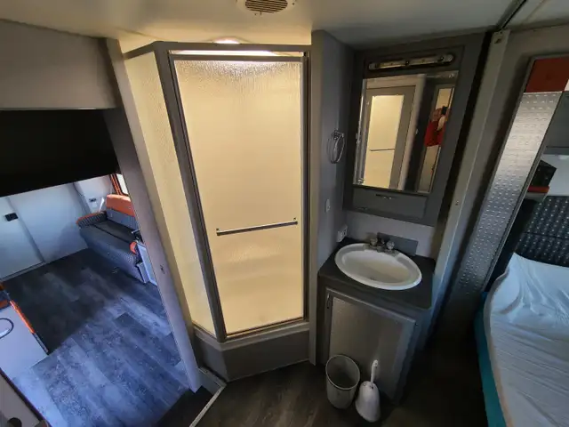 2008 Fleetwood 38Ft T/A Gearbox 385FS - Photo 16