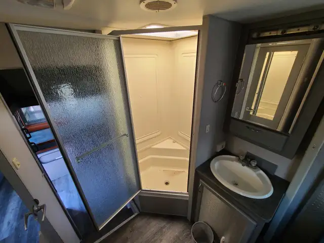 2008 Fleetwood 38Ft T/A Gearbox 385FS - Photo 17