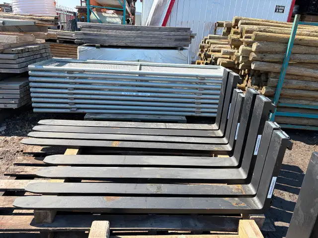 Fourche 4 po et 5 po de large x 48-60-72 po de long (neuve) - Photo 10