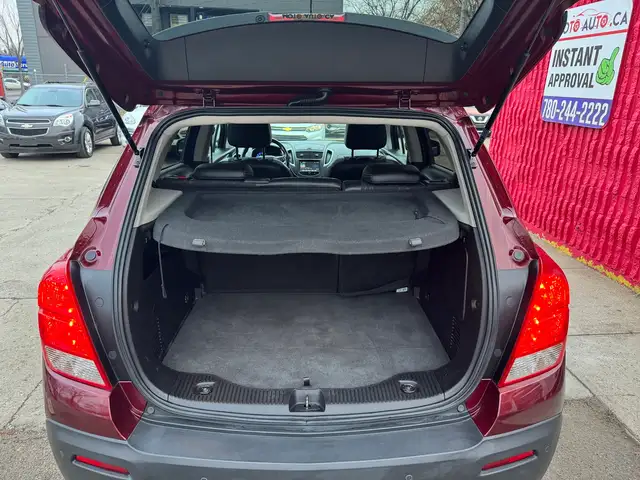 2016 Chevrolet Trax LT - Photo 18