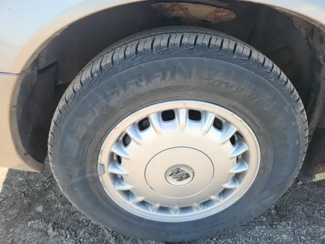 1998 Buick Century - Photo 9