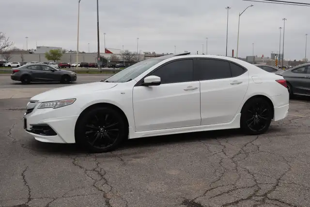 2017 Acura TLX - Photo 3