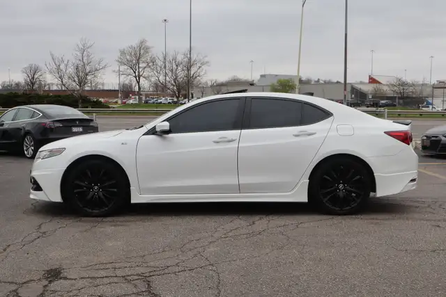 2017 Acura TLX - Photo 4