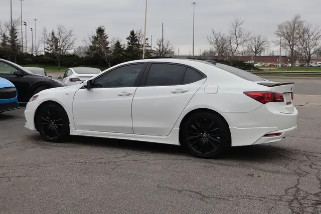 2017 Acura TLX - Photo 5