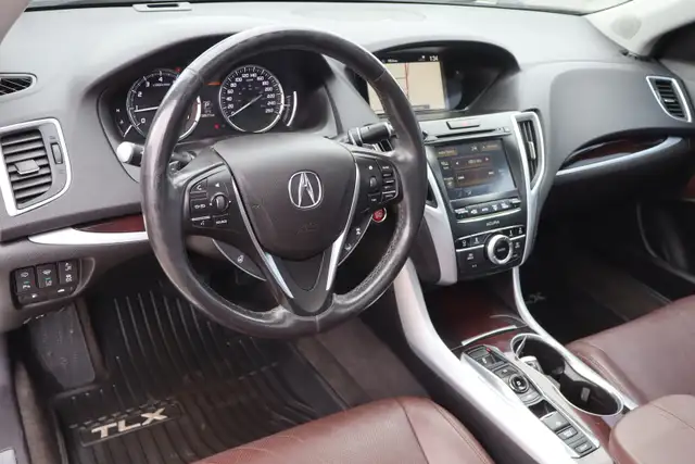 2017 Acura TLX - Photo 10