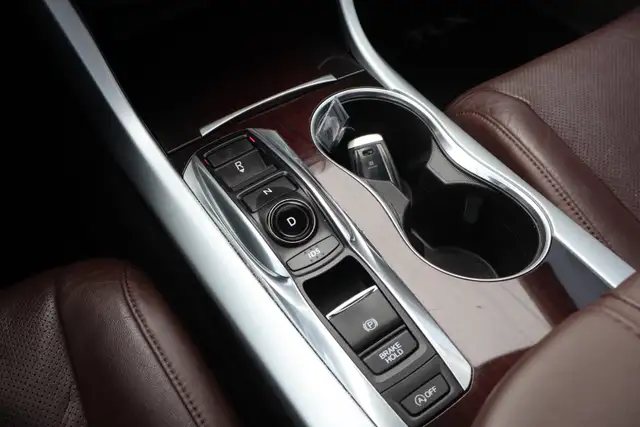 2017 Acura TLX - Photo 28