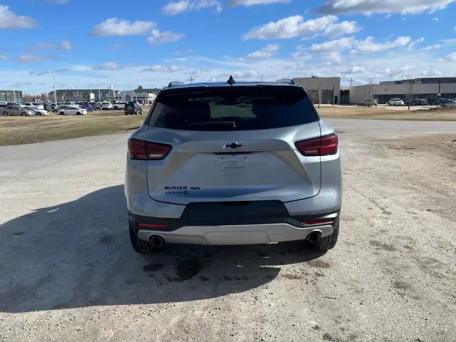 2025 Chevrolet Blazer - Photo 5
