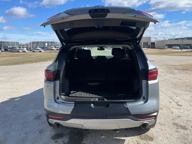 2025 Chevrolet Blazer - Photo 10