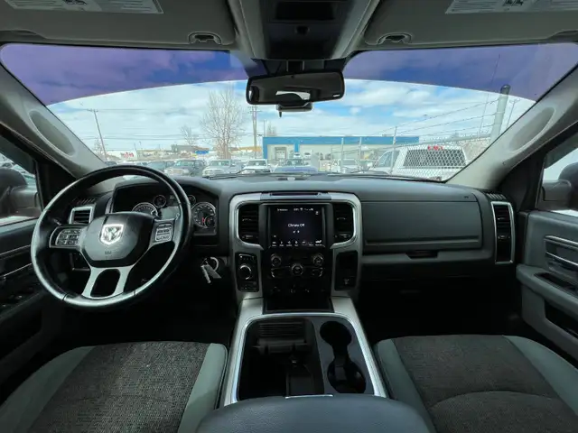 2019 Ram 1500 Classic SLT Crew Cab 5.7L V8 - Photo 11