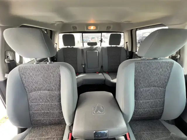 2019 Ram 1500 Classic SLT Crew Cab 5.7L V8 - Photo 25