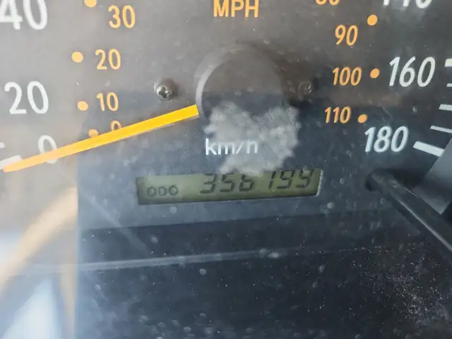 2000 Toyota Tundra - Photo 24