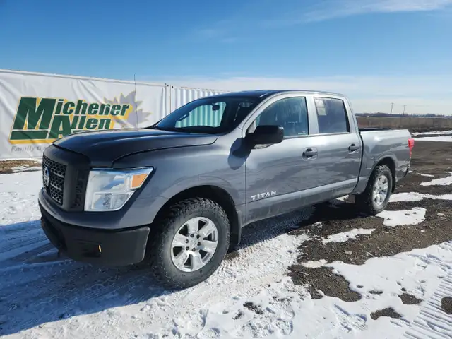 2017 Nissan Titan