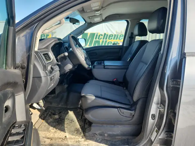 2017 Nissan Titan - Photo 13