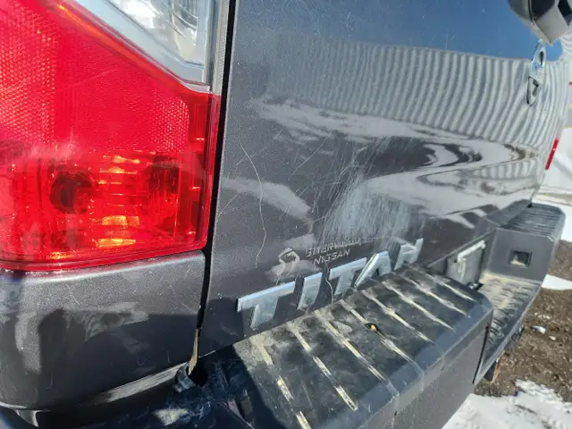 2017 Nissan Titan - Photo 39