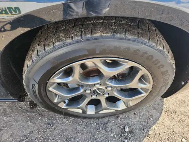 2016 Chrysler 300 - Photo 29