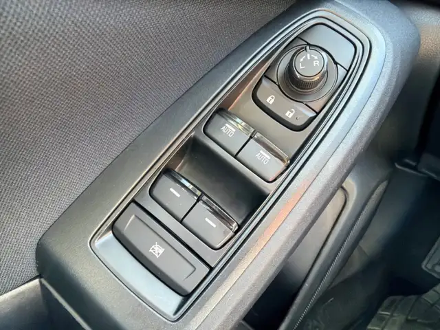 2021 Subaru Impreza Convenience 4-door Manual - Photo 5