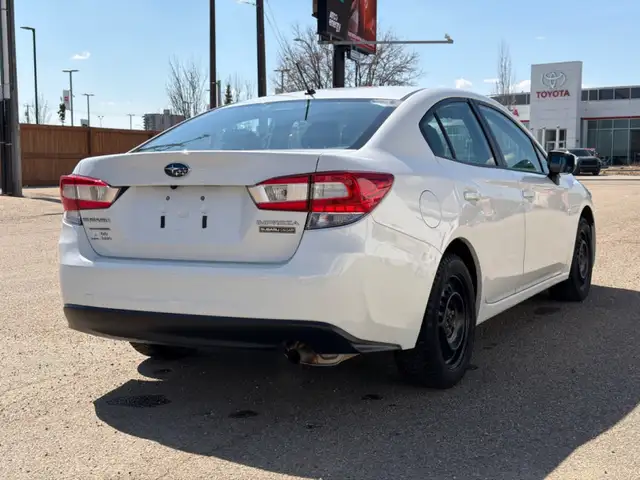 2021 Subaru Impreza Convenience 4-door Manual - Photo 19
