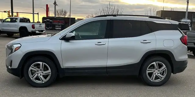 2019 GMC Terrain SLE AWD - Photo 2
