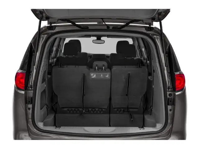 2020 Chrysler Pacifica - Photo 8