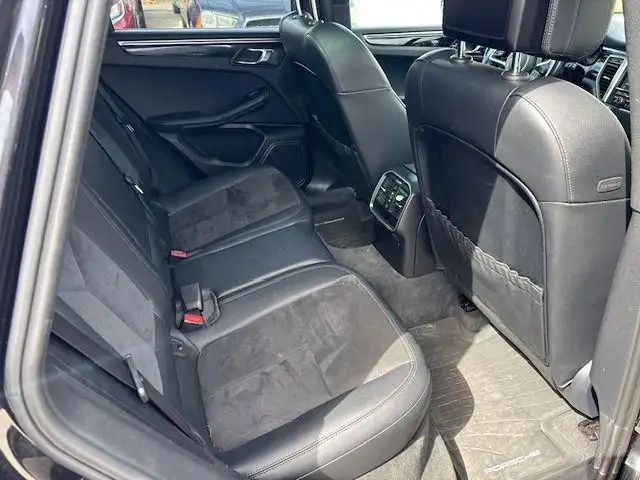 2016 Porsche Macan S PANORAMIC ROOF - Photo 11