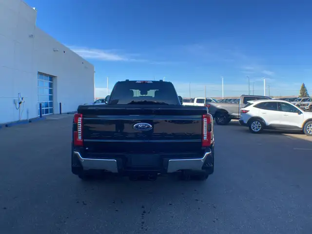 2026 Ford Super Duty F-350 Dually Lariat FX4 628A - Photo 4