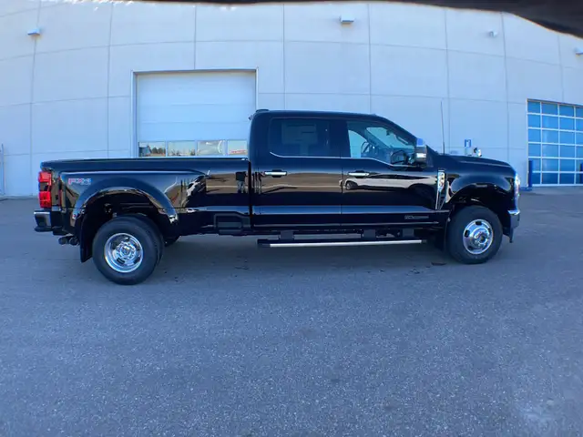 2026 Ford Super Duty F-350 Dually Lariat FX4 628A - Photo 6