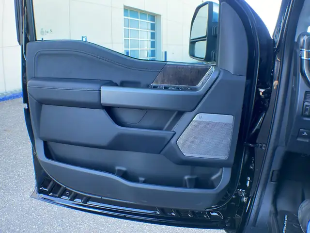 2026 Ford Super Duty F-350 Dually Lariat FX4 628A - Photo 18