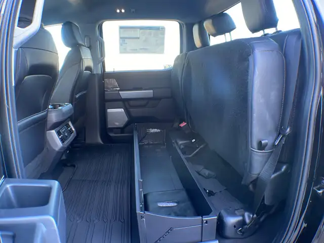 2026 Ford Super Duty F-350 Dually Lariat FX4 628A - Photo 24