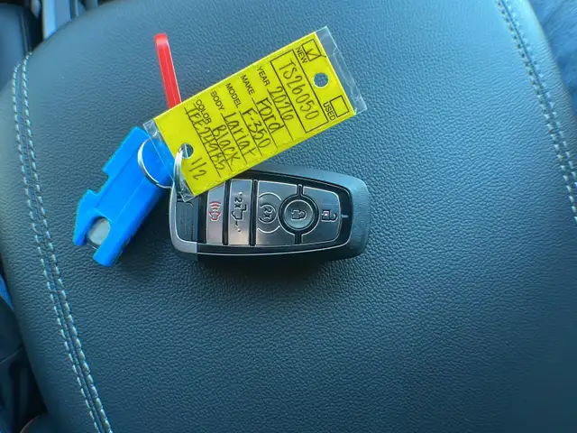 2026 Ford Super Duty F-350 Dually Lariat FX4 628A - Photo 27