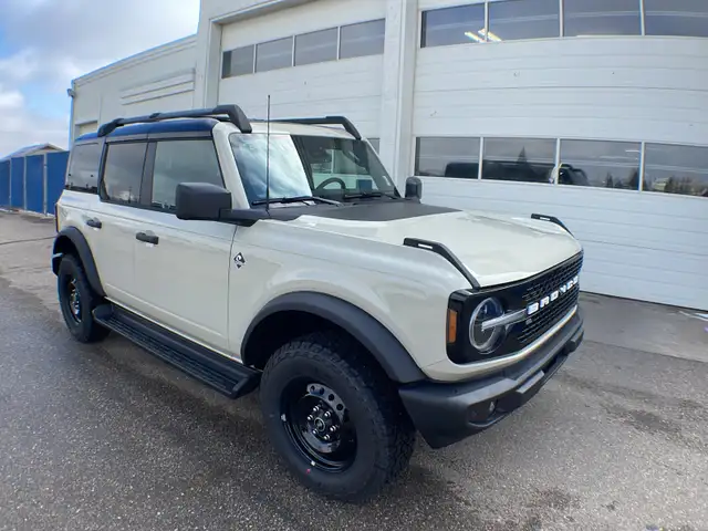 2026 Ford Bronco Outer Banks 4dr 314A - Photo 7
