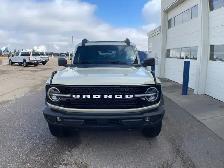 2026 Ford Bronco Outer Banks 4dr 314A - Photo 8