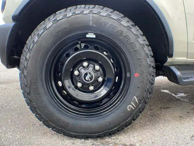 2026 Ford Bronco Outer Banks 4dr 314A - Photo 9