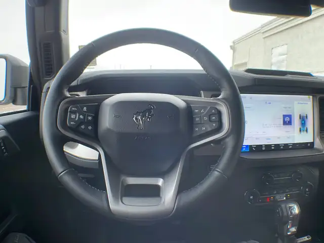 2026 Ford Bronco Outer Banks 4dr 314A - Photo 15