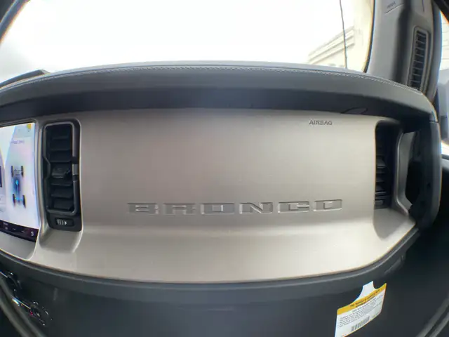 2026 Ford Bronco Outer Banks 4dr 314A - Photo 33