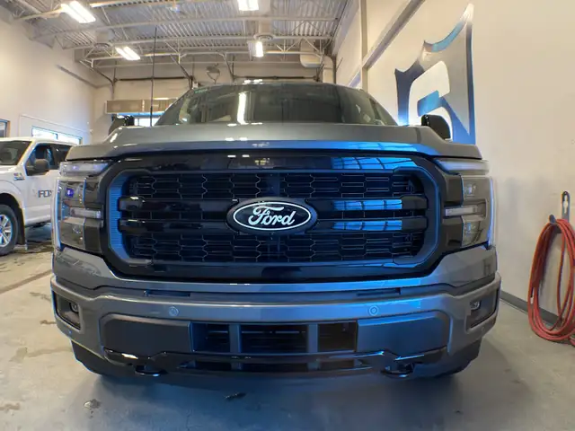 2026 Ford F-150 Lariat 501A - Photo 14