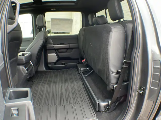 2026 Ford F-150 Lariat 501A - Photo 24