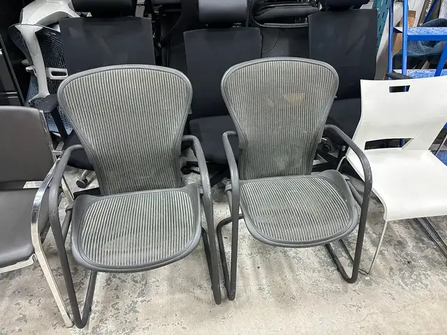 Herman Miller Aeron Visitor Chairs-Excellent Condition-Call us! - Photo 3