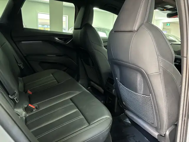 2024 Audi Q4 e-tron 50 quattro S Line - Photo 20