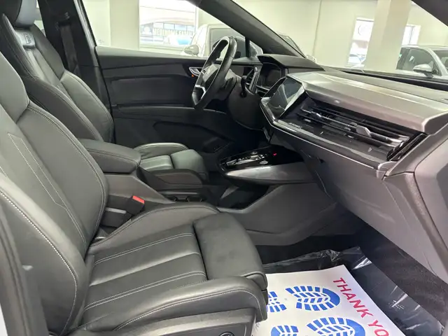 2024 Audi Q4 e-tron 50 quattro S Line - Photo 21