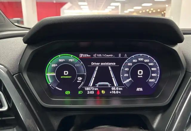 2024 Audi Q4 e-tron 50 quattro S Line - Photo 31