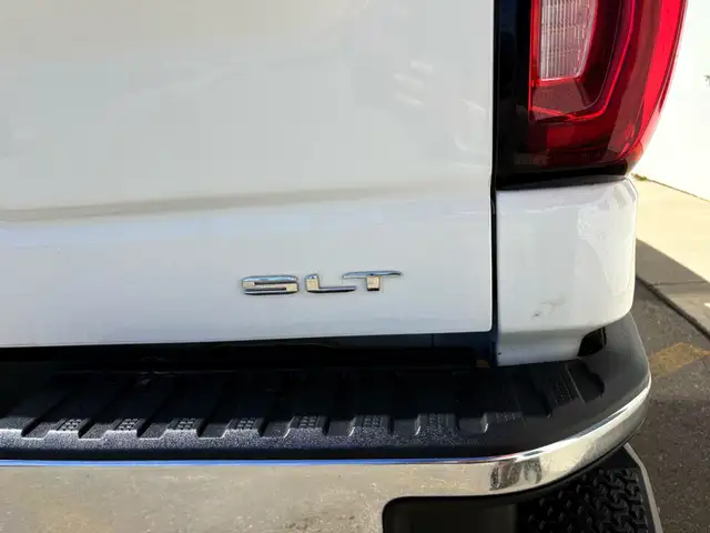 2020 GMC Sierra 1500 4WD Crew Cab 157' SLT - Photo 31